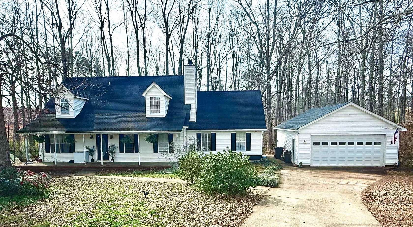 2.8 Acres of Residential Land with Home for Sale in Chesnee, South Carolina