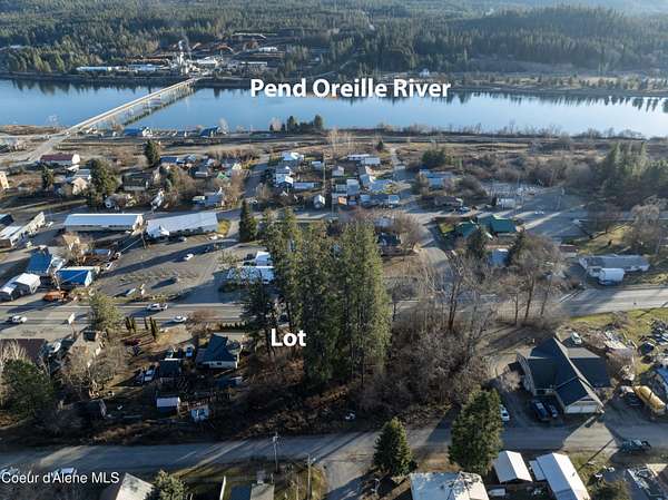 0.39 Acres of Mixed-Use Land for Sale in Priest River, Idaho