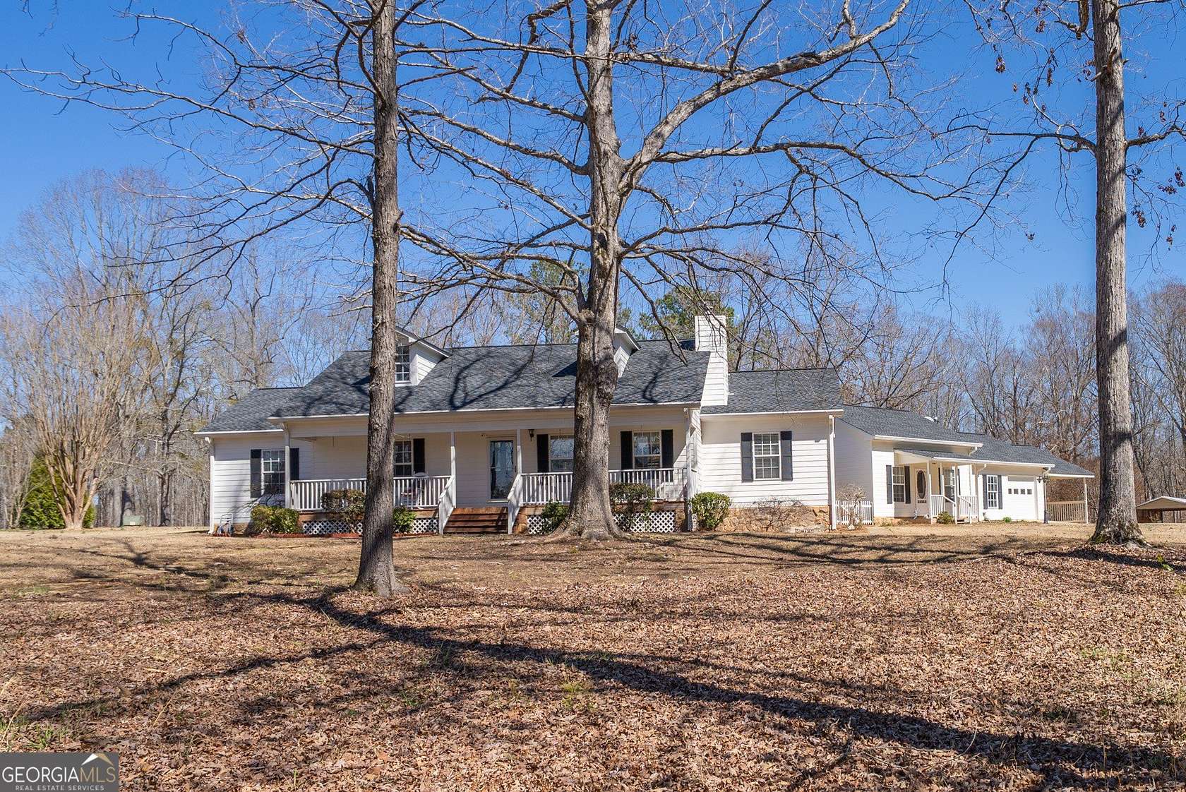 5 Acres of Residential Land with Home for Sale in Madison, Georgia