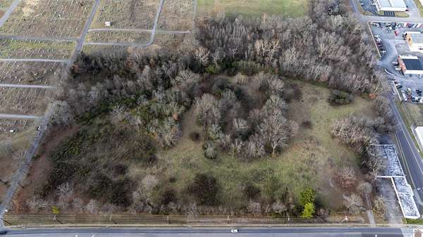 16 Acres of Land for Sale in Murray, Kentucky