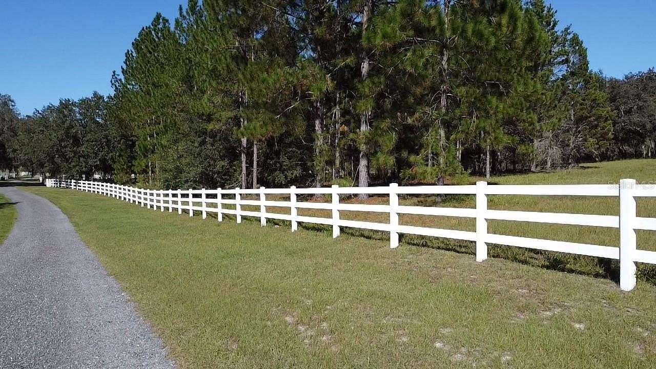 10 Acres of Residential Land for Sale in Bushnell, Florida
