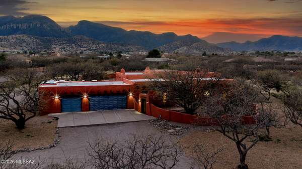 2 Acres of Residential Land with Home for Sale in Hereford, Arizona