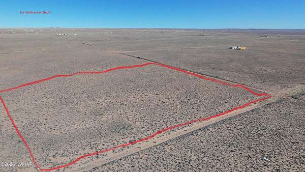 2.5 Acres of Residential Land for Sale in Sun Valley, Arizona