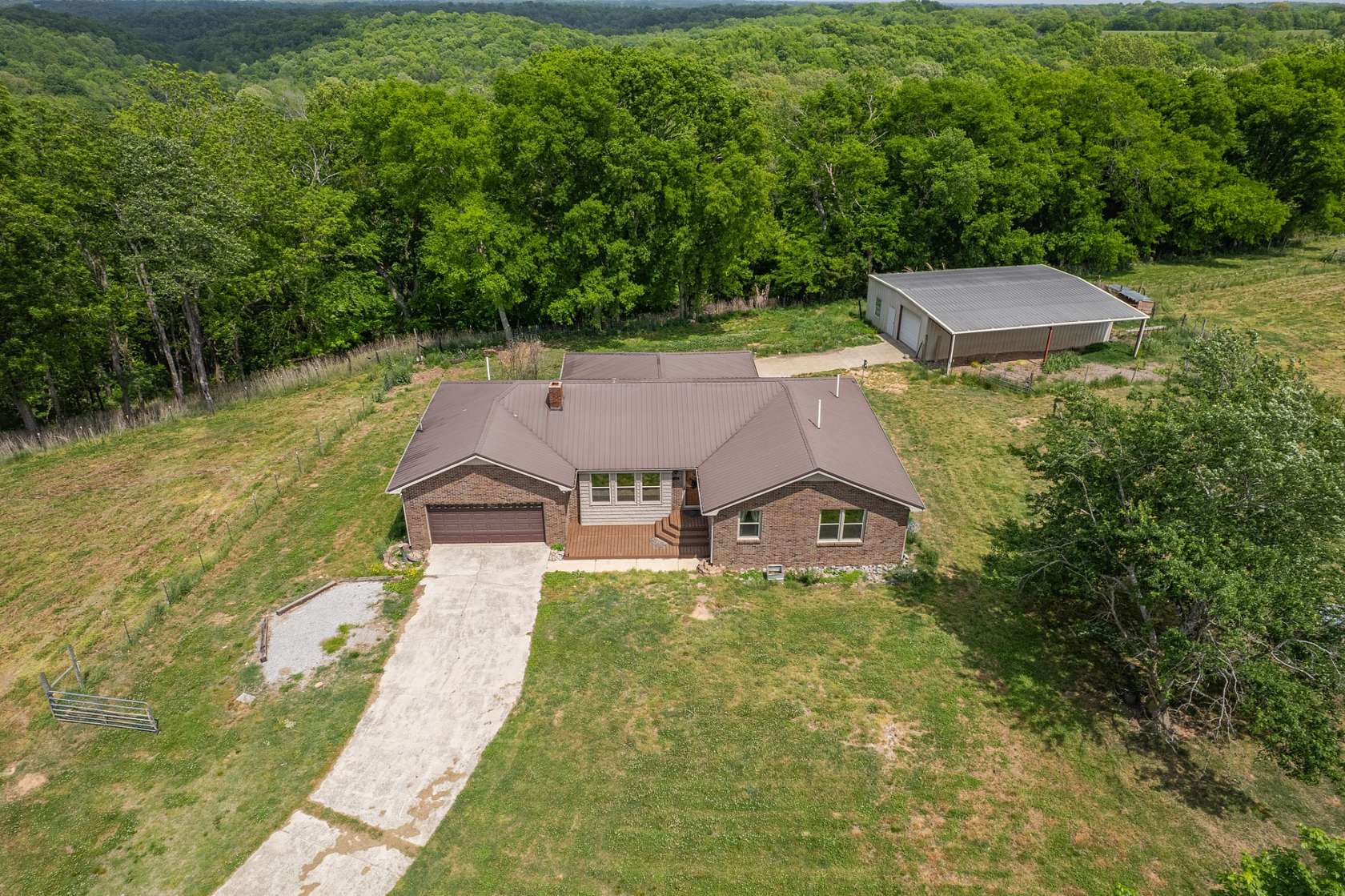 5 Acres of Land with Home for Sale in Ardmore, Tennessee