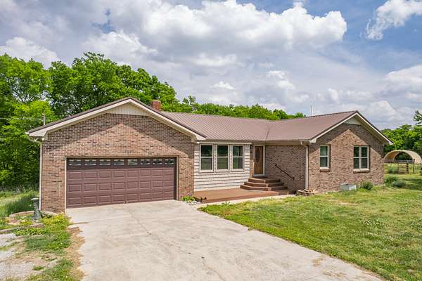 5 Acres of Land with Home for Sale in Ardmore, Tennessee