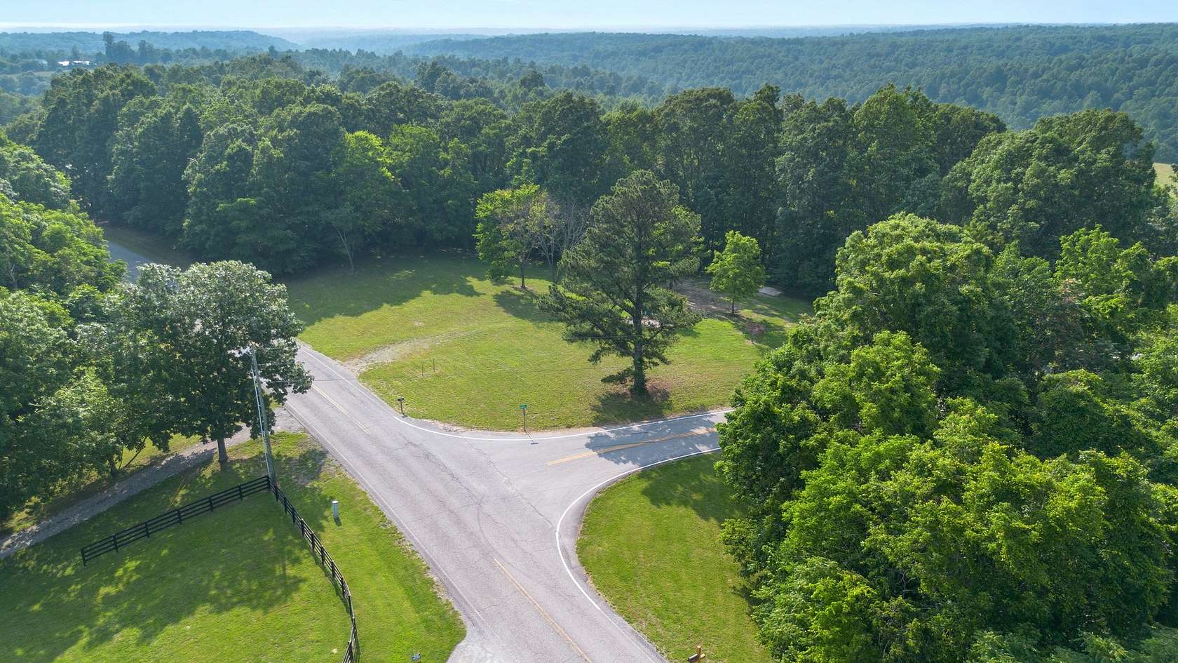 4.58 Acres of Residential Land for Sale in Primm Springs, Tennessee