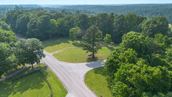 4.58 Acres of Residential Land for Sale in Primm Springs, Tennessee