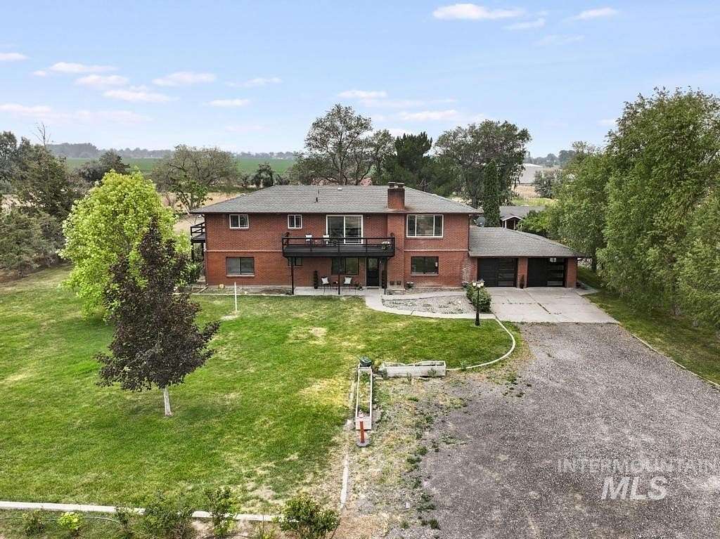 5 Acres of Land with Home for Sale in Buhl, Idaho
