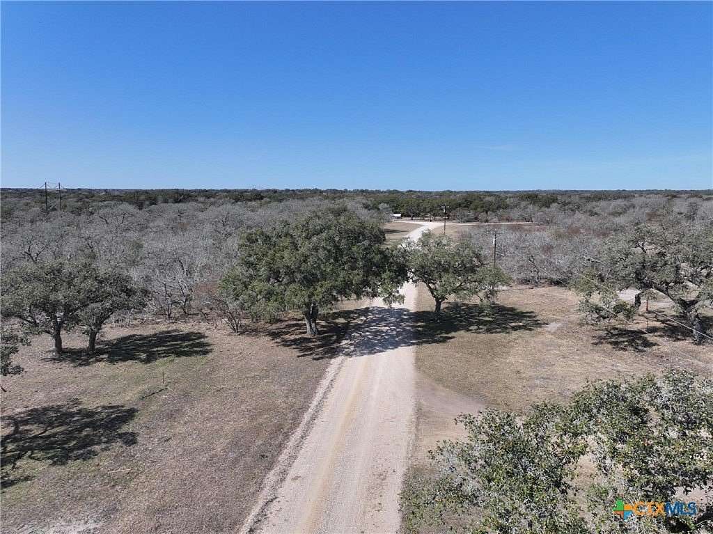 19.3 Acres of Recreational & Residential Land for Sale in Goliad, Texas