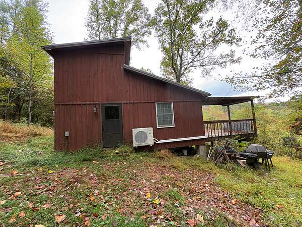 131 Acres of Land with Home for Sale in Woodsfield, Ohio