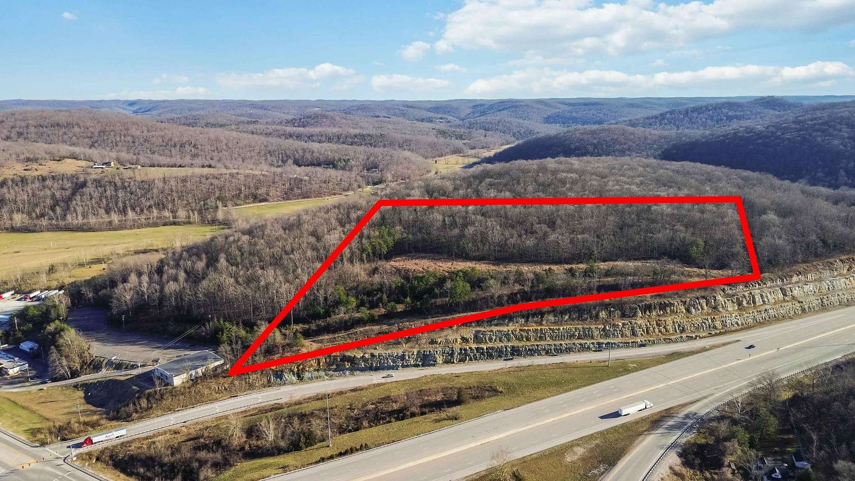 24.5 Acres of Commercial Land for Sale in Mount Vernon, Kentucky
