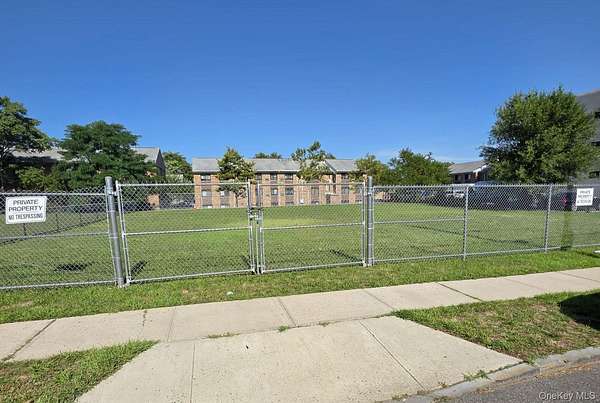 0.24 Acres of Mixed-Use Land for Sale in Mount Vernon, New York