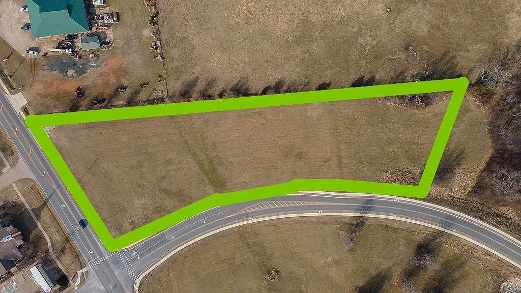 4 Acres of Mixed-Use Land for Sale in Prairie Grove, Arkansas