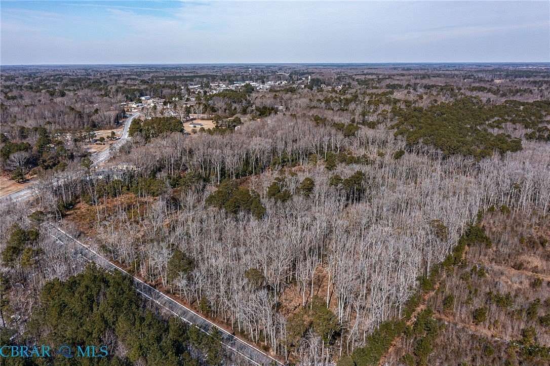 4 Acres of Residential Land for Sale in Kilmarnock, Virginia