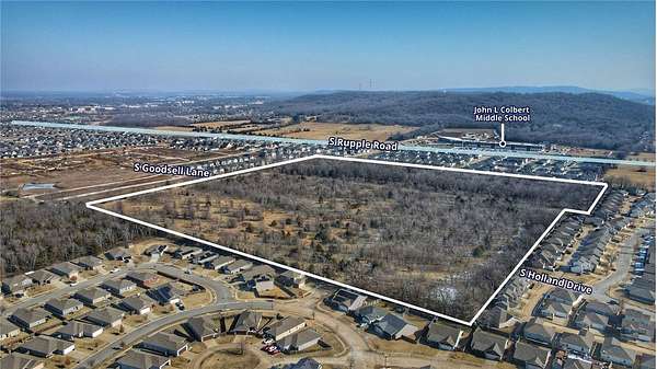40.7 Acres of Land for Sale in Fayetteville, Arkansas