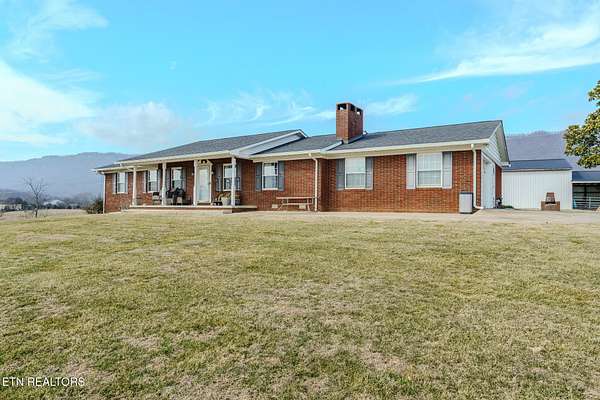 4 Acres of Residential Land with Home for Sale in La Follette, Tennessee