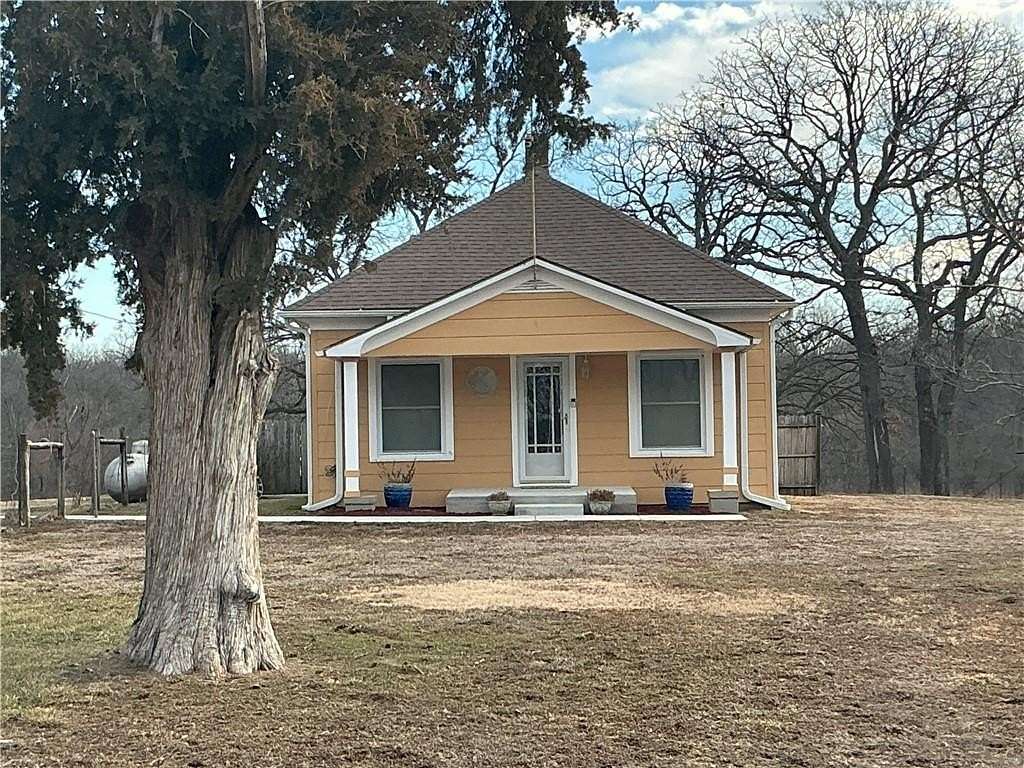 9.8 Acres of Land with Home for Sale in Pomona, Kansas