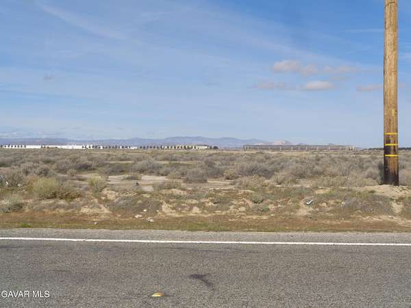 1 Acre of Commercial Land for Sale in Lancaster, California