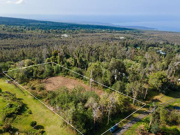 1.36 Acres of Residential Land for Sale in Captain Cook, Hawaii