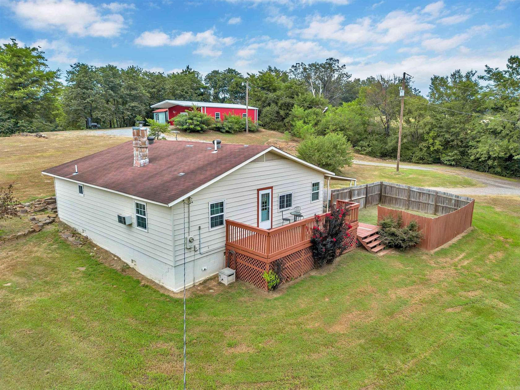 4 Acres of Improved Mixed-Use Land for Sale in Morrilton, Arkansas