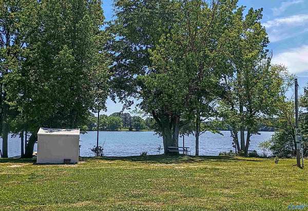 0.25 Acres of Land for Sale in Centre, Alabama