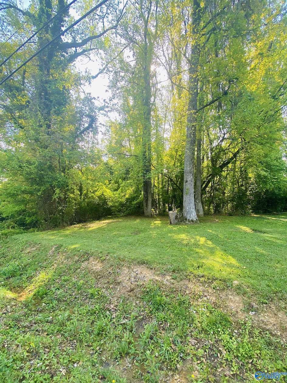 0.89 Acres of Residential Land for Sale in Gadsden, Alabama