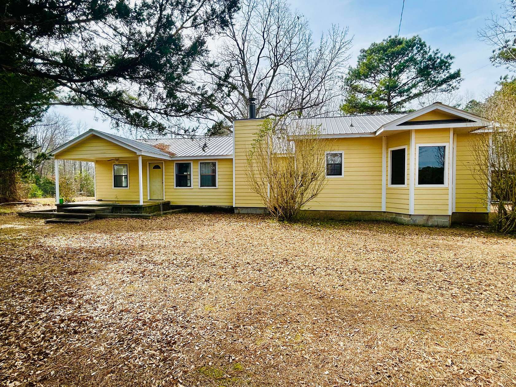 5 Acres of Residential Land with Home for Sale in La Fayette, Alabama