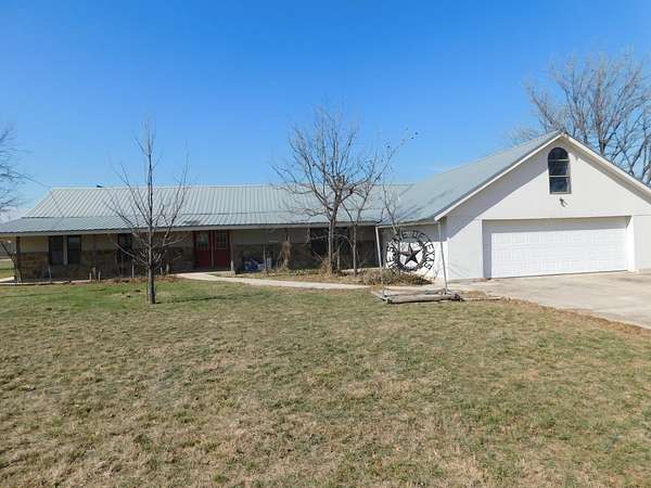 2 Acres of Residential Land with Home for Sale in Brownwood, Texas