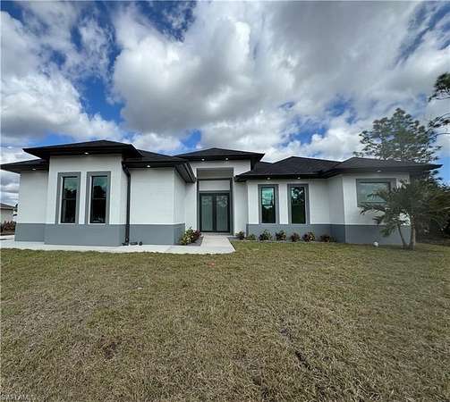 2.27 Acres of Residential Land with Home for Sale in Naples, Florida