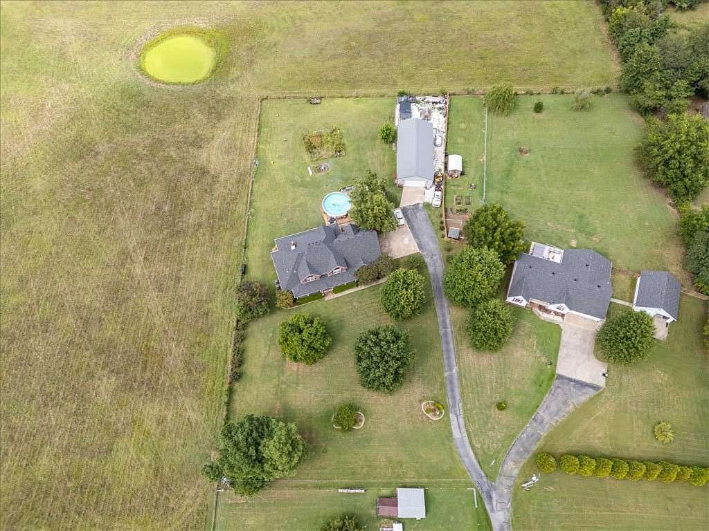1.53 Acres of Land with Home for Sale in Farmington, Arkansas