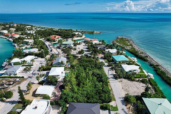 0.21 Acres of Residential Land for Sale in Duck Key, Florida