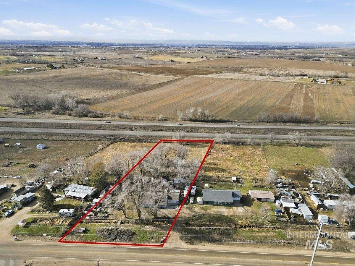 2 Acres of Residential Land with Home for Sale in Caldwell, Idaho