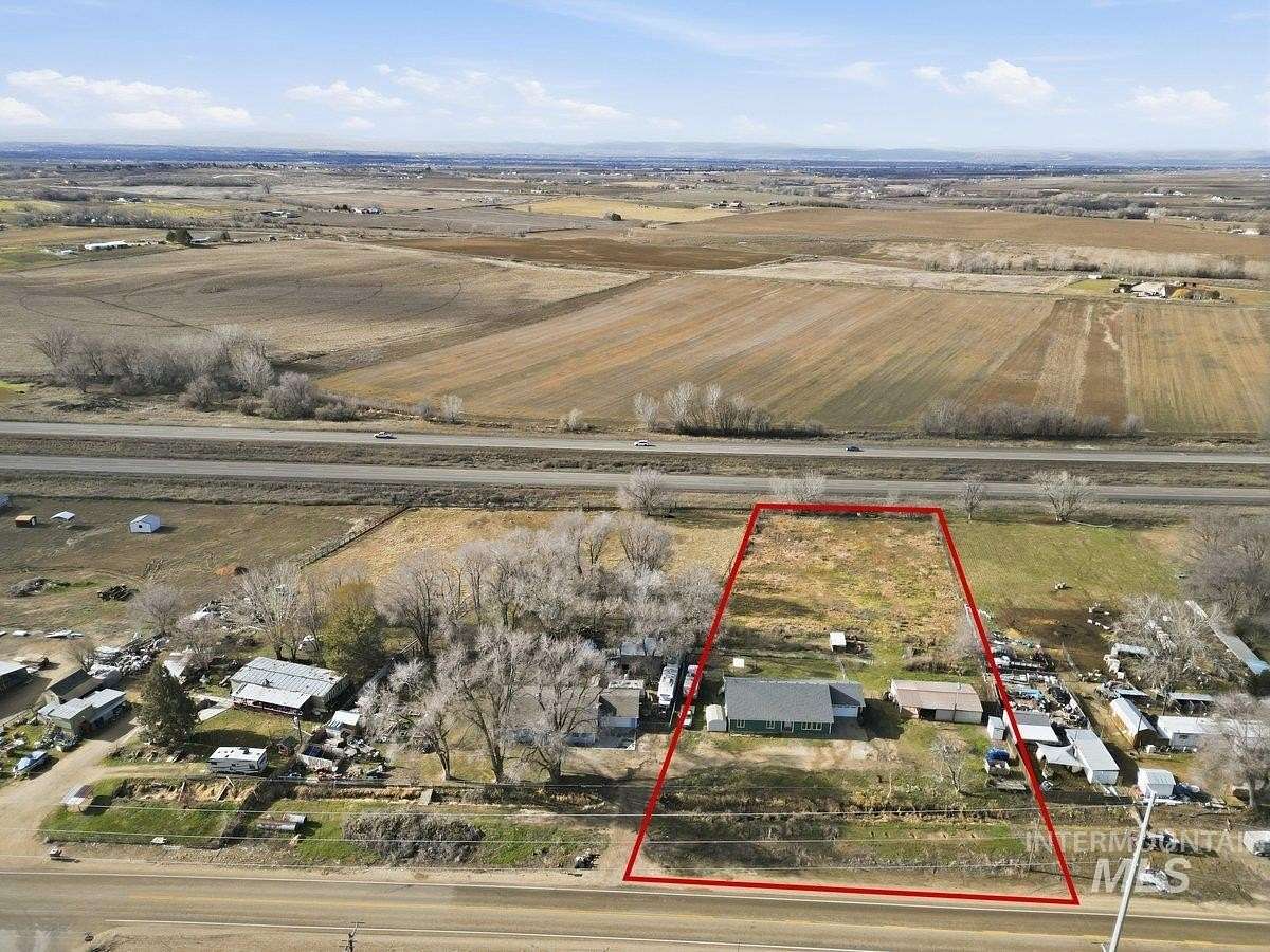2 Acres of Residential Land with Home for Sale in Caldwell, Idaho