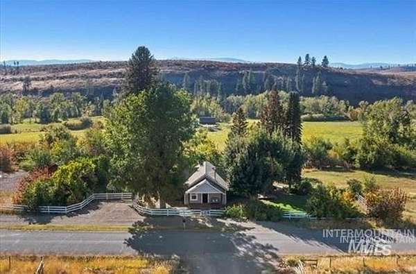 5.72 Acres of Residential Land with Home for Sale in Council, Idaho
