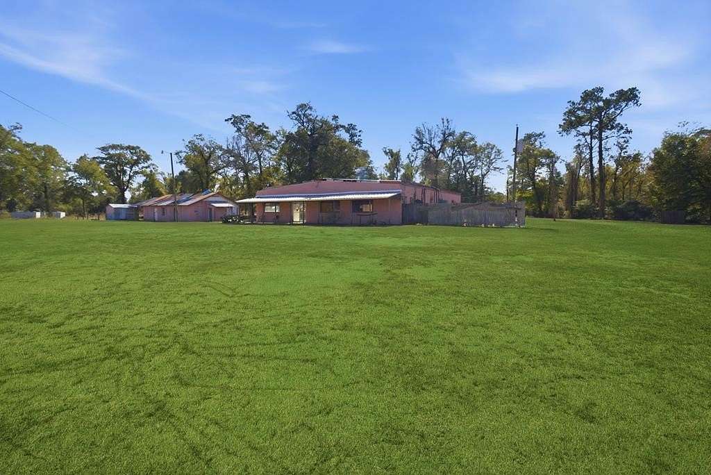 3 Acres of Commercial Land for Sale in Gordon, Alabama