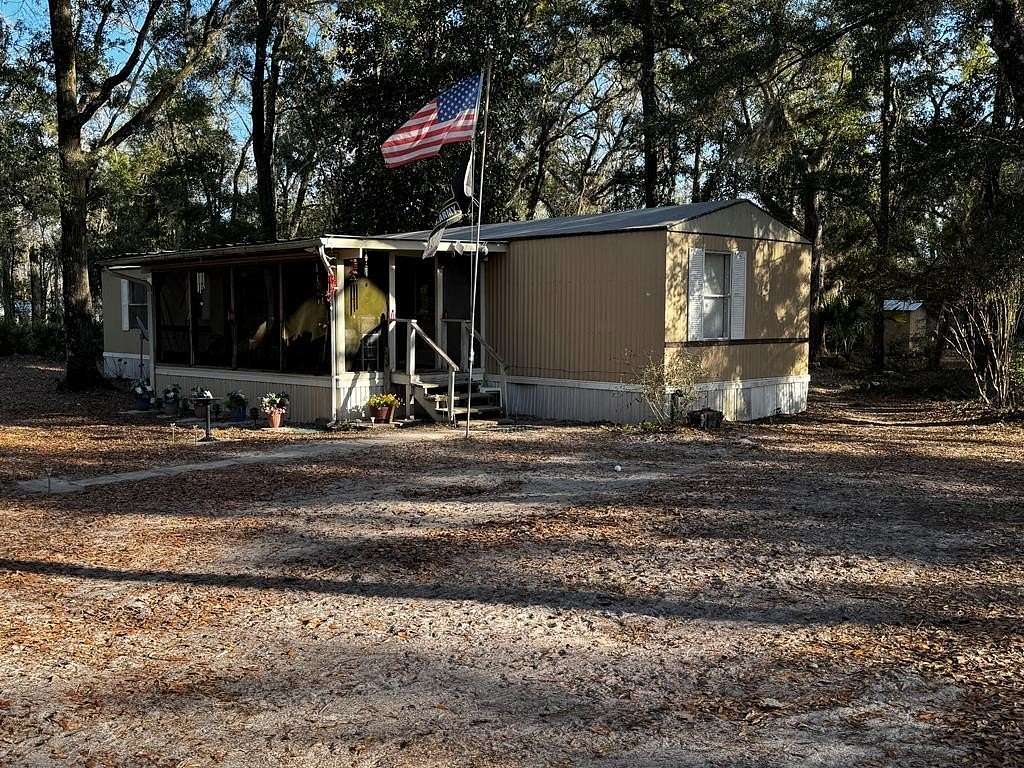 2 Acres of Residential Land with Home for Sale in Old Town, Florida