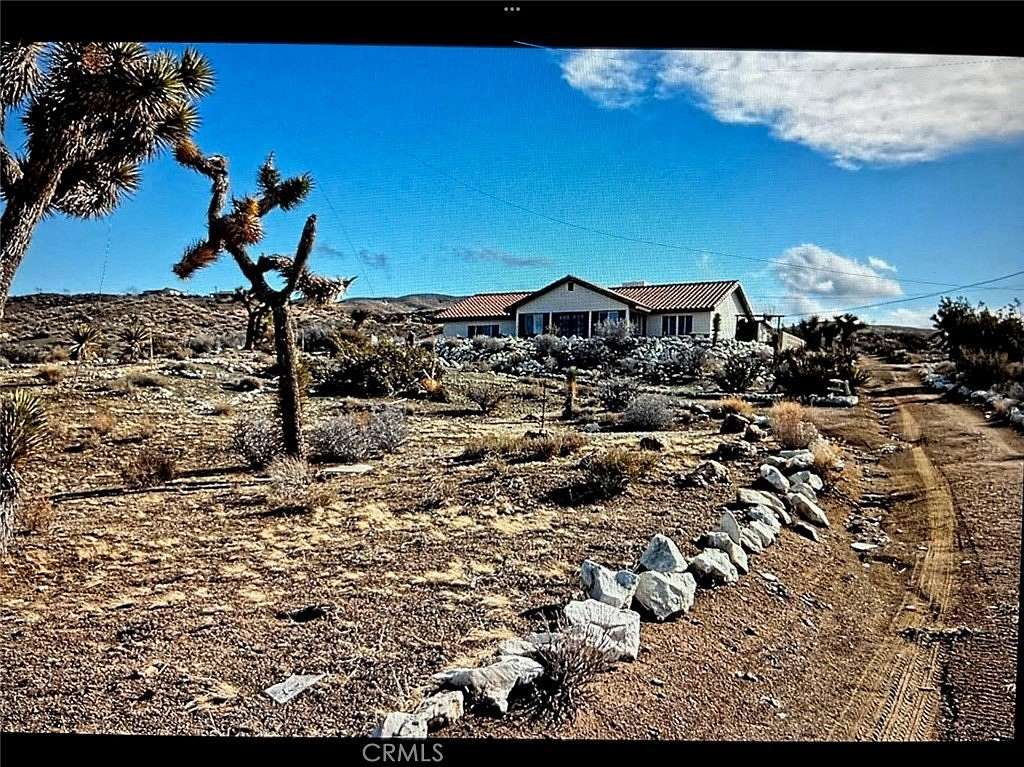5 Acres of Residential Land with Home for Sale in Apple Valley, California