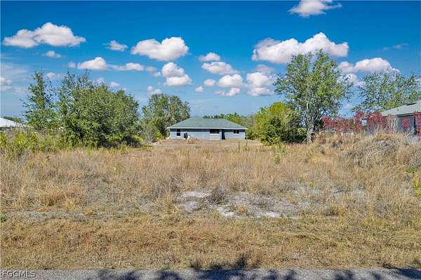 0.25 Acres of Residential Land for Sale in Lehigh Acres, Florida