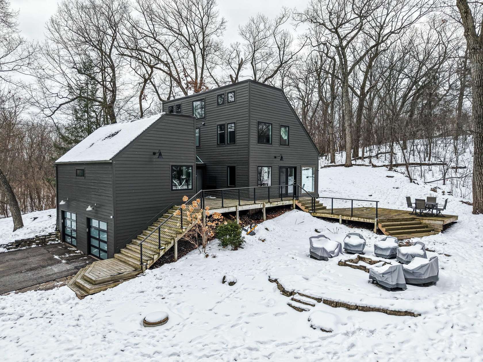 2.56 Acres of Residential Land with Home for Sale in Hartland, Wisconsin