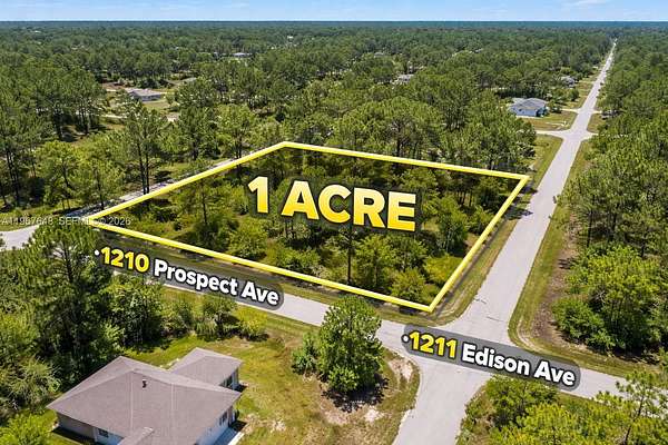 0.5 Acres of Residential Land for Sale in Lehigh Acres, Florida