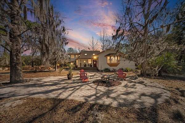 10 Acres of Land with Home for Sale in Dunnellon, Florida