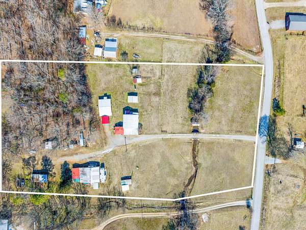 2.1 Acres of Residential Land with Home for Sale in Prospect, Tennessee