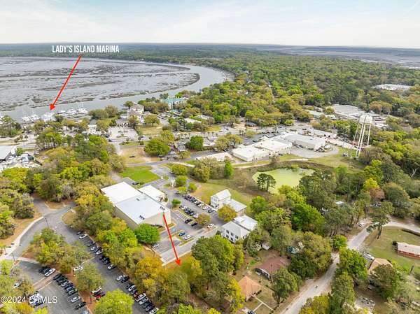0.09 Acres of Commercial Land for Sale in Beaufort, South Carolina