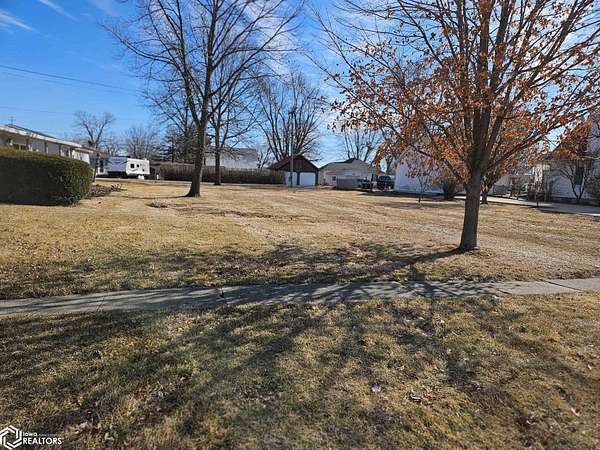 0.26 Acres of Residential Land for Sale in Mount Pleasant, Iowa