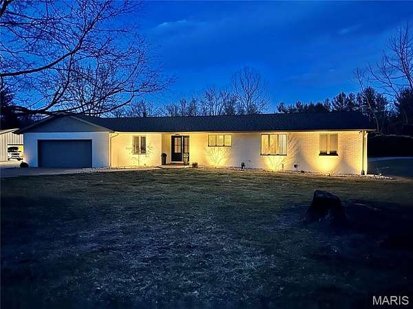 2.5 Acres of Land with Home for Sale in Highland, Illinois