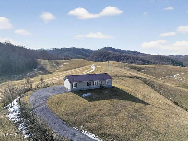 2.14 Acres of Residential Land with Home for Sale in Meadowview, Virginia