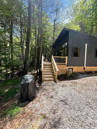 1.73 Acres of Residential Land with Home for Sale in Rogers, Kentucky