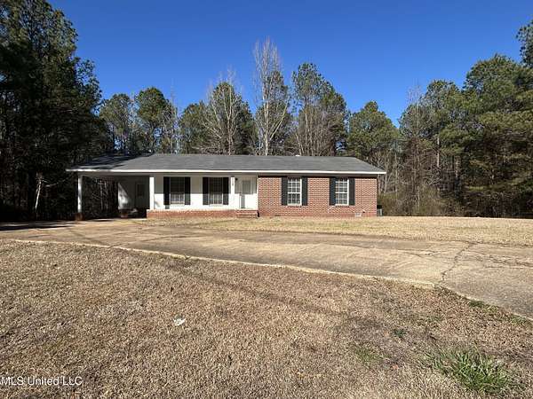 11.5 Acres of Recreational Land with Home for Sale in Preston, Mississippi