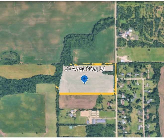 20 Acres of Agricultural Land for Sale in Woodstock, Illinois