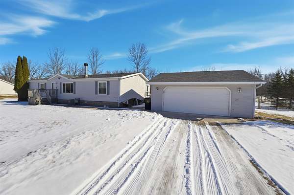 1.5 Acres of Residential Land with Home for Sale in Little Suamico, Wisconsin